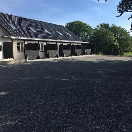 Hedegaard בית נופש גיב